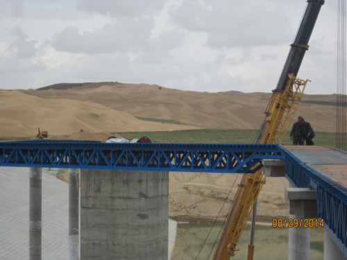 貴南卡加水庫(kù)鋼橋